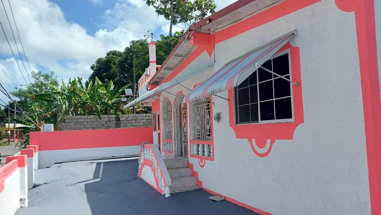 3 Bedrooms Rentals In Port Morant St Thomas Belfast Holiday home