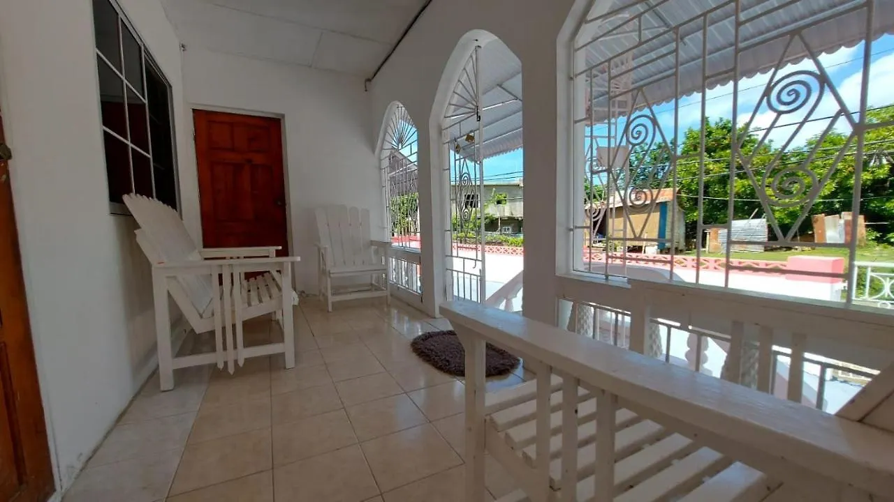 Holiday home 3 Bedrooms Rentals In Port Morant St Thomas Belfast Jamaica