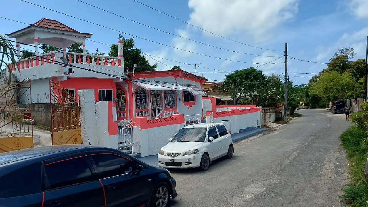 Holiday home 3 Bedrooms Rentals In Port Morant St Thomas Belfast